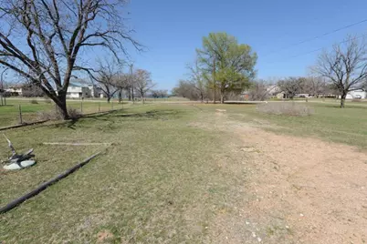 746 E Island Drive, Bluffton, TX 78607 - Photo 35