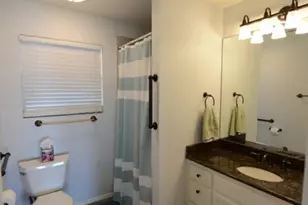 746 E Island Dr, Bluffton, TX 78607 - Photo 13