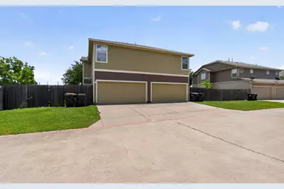 13808 Harris Ridge Boulevard, Pflugerville, TX 78660 - Photo 5