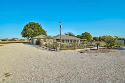 800 County Road 117, Round Rock, TX 78665 - Photo 9