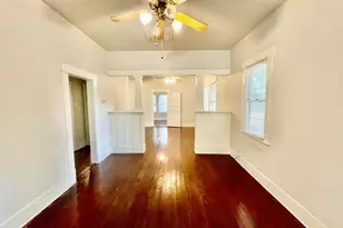 506 E 38th St, Austin, TX 78705 - Photo 5