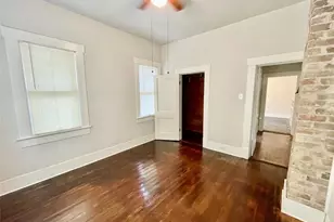 506 E 38th St, Austin, TX 78705 - Photo 15