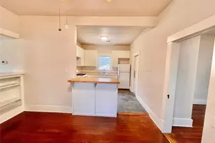 506 E 38th St, Austin, TX 78705 - Photo 9