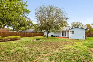 2008 Vallejo St, Austin, TX 78757 - Photo 21