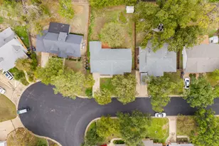 2008 Vallejo St, Austin, TX 78757 - Photo 23