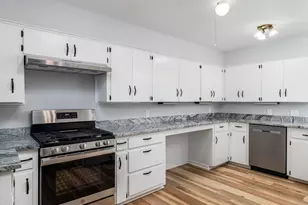 2008 Vallejo St, Austin, TX 78757 - Photo 13