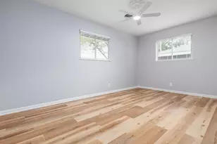 2008 Vallejo St, Austin, TX 78757 - Photo 7
