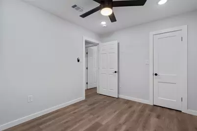 313 Charles Street, Rockdale, TX 76567 - Photo 17
