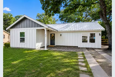 313 Charles Street, Rockdale, TX 76567 - Photo 1