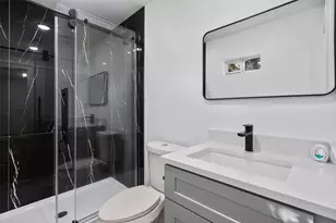 313 Charles St, Rockdale, TX 76567 - Photo 11