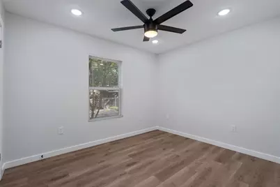 313 Charles Street, Rockdale, TX 76567 - Photo 15