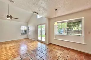 806 Minturn Ln, Austin, TX 78748 - Photo 7