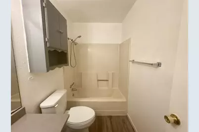 309 S Guadalupe Street #C, Lockhart, TX 78644 - Photo 15