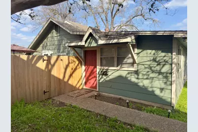 309 S Guadalupe Street #C, Lockhart, TX 78644 - Photo 3