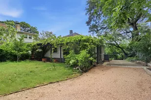 608 Harthan St, Austin, TX 78703 - Photo 17