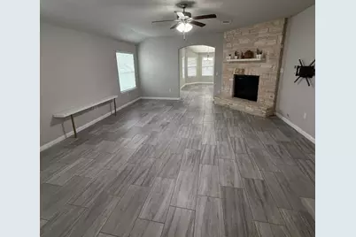 827 Savannah Cove, Elgin, TX 78621 - Photo 9