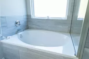 827 Savannah Cove, Elgin, TX 78621 - Photo 17