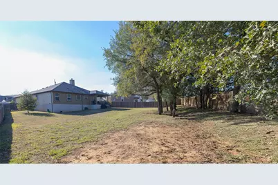 827 Savannah Cove, Elgin, TX 78621 - Photo 27