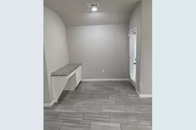 827 Savannah Cove, Elgin, TX 78621 - Photo 7