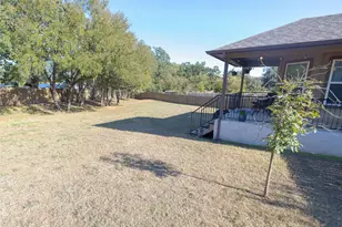 827 Savannah Cove, Elgin, TX 78621 - Photo 29