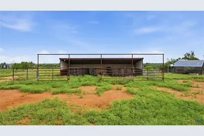 127 Offer, Llano, TX 78643 - Photo 29