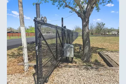 11701 Reata Drive, Buda, TX 78610 - Photo 15