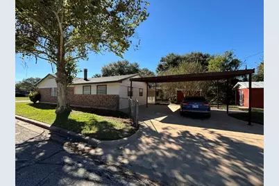 1009 Lawndale Avenue, Brenham, TX 77833 - Photo 11