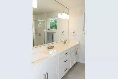 2714 E 3rd Street #2, Austin, TX 78702 - Photo 13
