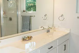 2714 E 3rd St, Austin, TX 78702 - Photo 13