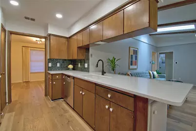 9202 Quail Meadow Drive, Austin, TX 78758 - Photo 9