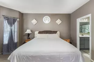 1015 Hondo Ln, Hutto, TX 78634 - Photo 11