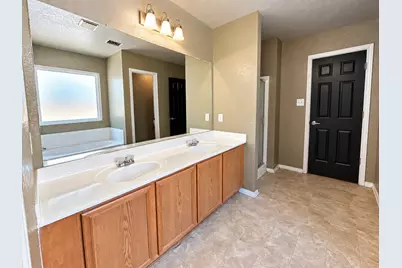 3325 Whisper Bluff, Schertz, TX 78108 - Photo 25