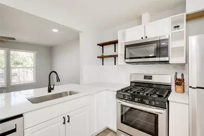 1400 Marcus Place #B, Austin, TX 78721 - Photo 29