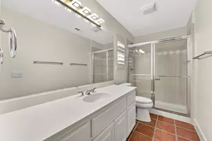 17 Stillmeadow Dr, The Hills, TX 78738 - Photo 11