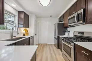 12935 Pegasus St, Austin, TX 78727 - Photo 21