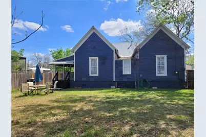 403 Fawcett Street, Smithville, TX 78957 - Photo 17