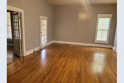 403 Fawcett Street, Smithville, TX 78957 - Photo 3