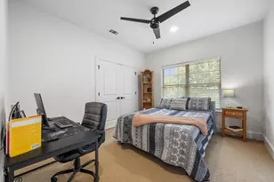7 Sunview Rd, The Hills, TX 78738 - Photo 29