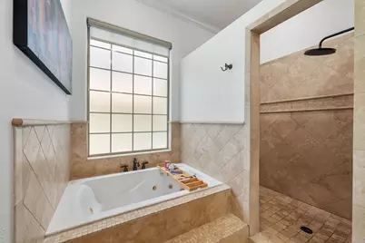 7 Sunview Road, The Hills, TX 78738 - Photo 15