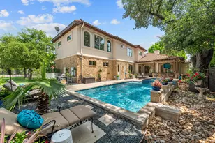 7 Sunview Rd, The Hills, TX 78738 - Photo 33