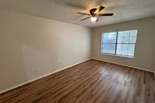 800 Oregon St, San Marcos, TX 78666 - Photo 9