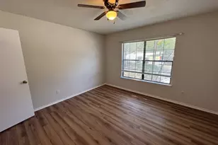 800 Oregon St, San Marcos, TX 78666 - Photo 11