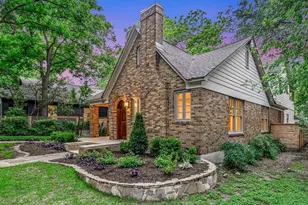 1704 Travis Heights Blvd, Austin, TX 78704 - Photo 3