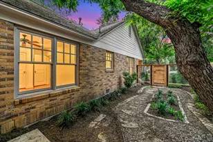 1704 Travis Heights Blvd, Austin, TX 78704 - Photo 35