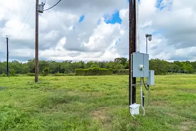 5485 County Road 249 Way, Gonzales, TX 78629 - Photo 7