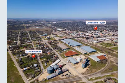 314 E Pecan Street, Taylor, TX 76574 - Photo 1