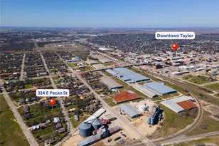 314 E Pecan St, Taylor, TX 76574 - Photo 1