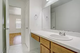 207 Tolcarne Dr, Hutto, TX 78634 - Photo 9