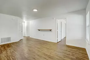 207 Tolcarne Dr, Hutto, TX 78634 - Photo 3