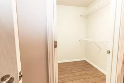 1401 E East 4th Street #306, Austin, TX 78702 - Photo 9
